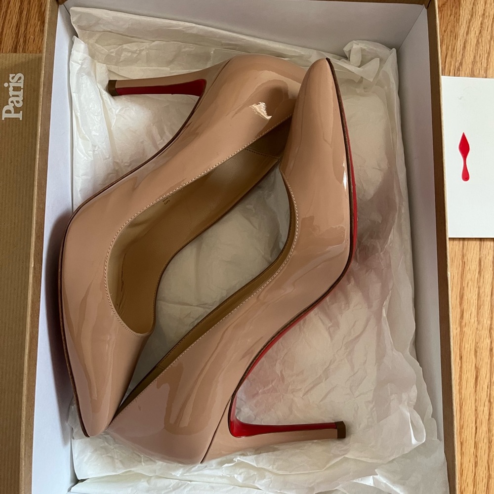 Christian Louboutin Shoes Size 7.5